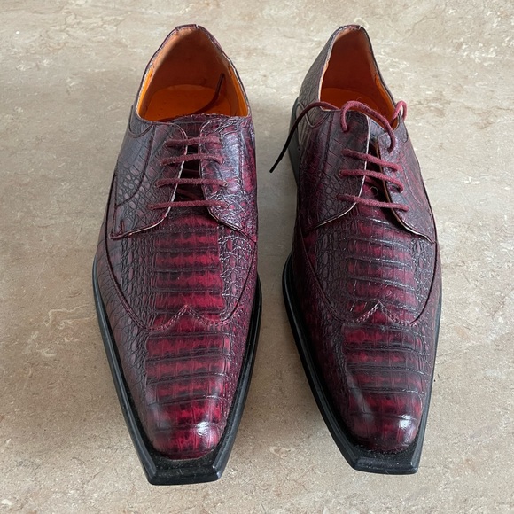 Men’s shoes - Picture 1 of 2